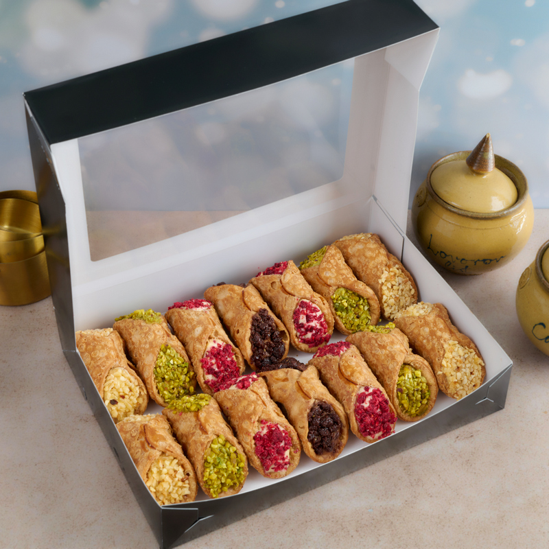 Cannoli box